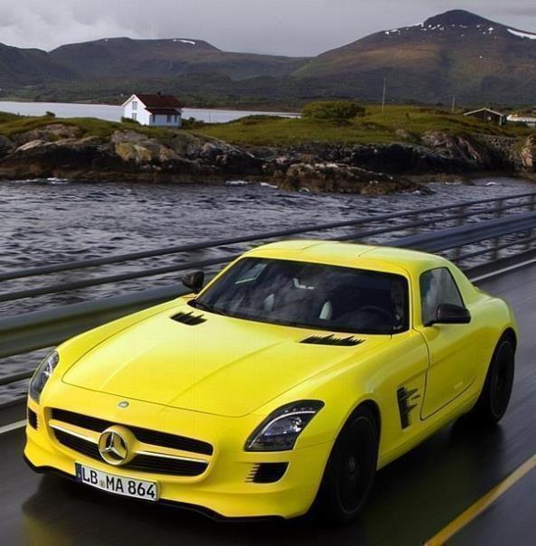 Mercedes-Benz SLS AMG E-CELL